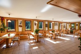 Appartamento 'Bachwiesl Hof Ocker' con vista sulle montagne, terrazza in comune e Wi-Fi