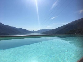 Appartamento vacanze per 2 persone con vista lago, Gravedona, Gravedona ed Uniti