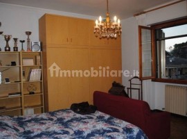 Vendita Appartamento Arezzo. Quadrilocale, Buono stato, quinto piano, con terrazza, rif. 113009965 V