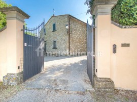 Vendita Villa unifamiliare in Località Sant'Anastasio 1 Arezzo. Ottimo stato, posto auto, con terraz, Italy, Arezzo