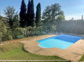 Vendita Villa unifamiliare in Località Sant'Anastasio 1 Arezzo. Ottimo stato, posto auto, con terraz, Italy, Arezzo