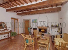 Vendita Casale in Località Pieve a Maiano Arezzo. Ottimo stato, 448 m², rif. 108422199 Vendita Casal