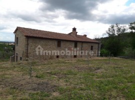 Vendita Casale in Località Battifolle Arezzo. Ottimo stato, posto auto, 300 m², rif. 111515129 Vendi