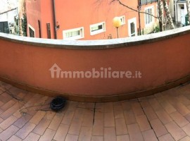 Vendita Appartamento Arezzo. Monolocale in via Monte Cervino 23. Ottimo stato, primo piano, posto au