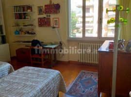 Vendita Appartamento in via Erbosa 19. Arezzo. Ottimo stato, quarto piano, posto auto, con terrazza,