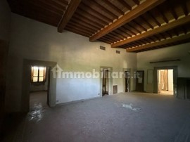 Vendita Villa unifamiliare Arezzo. Da ristrutturare, 800 m², rif. 109653981 Vendita Villa unifamilia, Italia, Arezzo