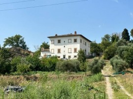 Vendita Villa unifamiliare Arezzo. Da ristrutturare, 800 m², rif. 109653981 Vendita Villa unifamilia, Italia, Arezzo