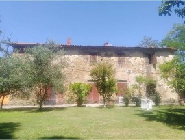 Vendita Rustico Arezzo. Da ristrutturare, 450 m², rif. 110872905 Vendita Rustico Arezzo. Da ristrutt