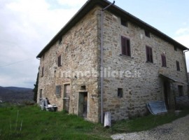 Vendita Casale Arezzo. Da ristrutturare, 243 m², rif. 111121851 Vendita Casale Arezzo. Da ristruttur