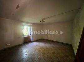 Vendita Casale Arezzo. Da ristrutturare, 243 m², rif. 111121851 Vendita Casale Arezzo. Da ristruttur, Italy, Arezzo