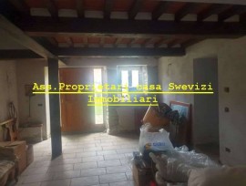 Palazzo - Edificio, Arezzo, Rif. 101735587 - Immobiliare.it Palazzo - Edificio, Arezzo, Rif. 1017355, Italia, Arezzo