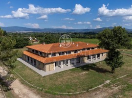 Vendita Casale Arezzo. Buono stato, 926 m², rif. 107106209 Vendita Casale Arezzo. Buono stato, 926 m