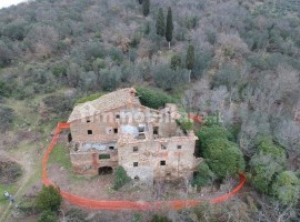 Vendita Rustico Arezzo. Da ristrutturare, 765 m², rif. 107894131 Vendita Rustico Arezzo. Da ristrutt