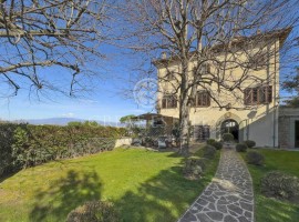 Vendita Villa plurifamiliare Arezzo. Ottimo stato, 463 m², rif. 110120887 Vendita Villa plurifamilia