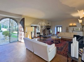 Vendita Villa plurifamiliare Arezzo. Ottimo stato, 463 m², rif. 110120887 Vendita Villa plurifamilia