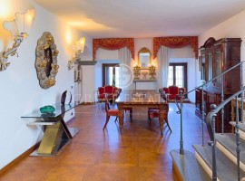 Vendita Villa plurifamiliare Arezzo. Ottimo stato, 463 m², rif. 110120887 Vendita Villa plurifamilia