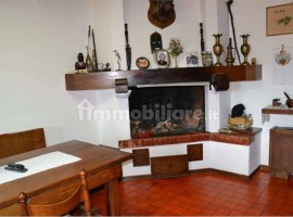 Vendita Villa unifamiliare Arezzo. Buono stato, posto auto, 500 m², rif. 83464783 Vendita Villa unif