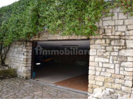 Vendita Villa unifamiliare Arezzo. Buono stato, posto auto, 500 m², rif. 83464783 Vendita Villa unif