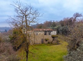 Vendita Casale in via Santa Maria delle Grazie Arezzo. Nuovo, posto auto, 384 m², rif. 111363409 Ven