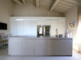 Vendita Casale Arezzo. Ottimo stato, 796 m², rif. 93512598 Vendita Casale Arezzo. Ottimo stato, 796 , Italy, Arezzo