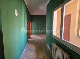 Vendita Appartamento Arezzo. Con balcone, rif. 112736359 Vendita Appartamento Arezzo. Con balcone, r