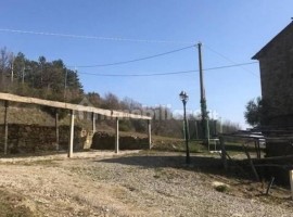 Vendita Cascina Arezzo. Buono stato, posto auto, 250 m², rif. 106550459 Vendita Cascina Arezzo. Buon