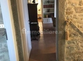 Vendita Cascina Arezzo. Buono stato, posto auto, 250 m², rif. 106550459 Vendita Cascina Arezzo. Buon