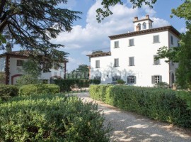 Vendita Villa unifamiliare in Strada Vicinale del Poggio Arezzo. Ottimo stato, posto auto, con terra, Italia, Arezzo