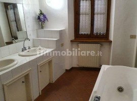 Vendita Terratetto unifamiliare Arezzo. Buono stato, riscaldamento autonomo, 160 m², rif. 110992645 , Italy, Arezzo