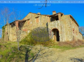 Vendita Villa unifamiliare Arezzo. Da ristrutturare, posto auto, con terrazza, 440 m², rif. 91870582