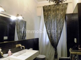 Vendita Appartamento Arezzo. Ottimo stato, primo piano, posto auto, con terrazza, riscaldamento cent, Italia, Arezzo