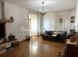 Vendita Villa a schiera Arezzo. Buono stato, posto auto, riscaldamento autonomo, 280 m², rif. 109470