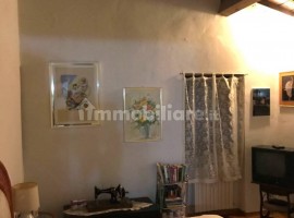 Vendita Villa a schiera Arezzo. Buono stato, posto auto, riscaldamento autonomo, 280 m², rif. 109470