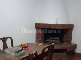 Vendita Terratetto unifamiliare Arezzo. Buono stato, riscaldamento autonomo, 150 m², rif. 111057359 