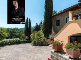 Vendita Villa unifamiliare in strada comunale di Agazzi, 1 Arezzo. Ottimo stato, riscaldamento auton, Italia, Arezzo