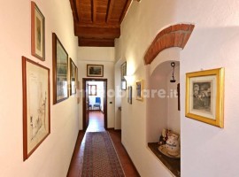 Palazzo - Edificio via Bicchieraia 25, Arezzo, Rif. 101174203 - Immobiliare.it Palazzo - Edificio vi, Italia, Arezzo