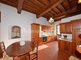 Palazzo - Edificio via Bicchieraia 25, Arezzo, Rif. 101174203 - Immobiliare.it Palazzo - Edificio vi, Italia, Arezzo