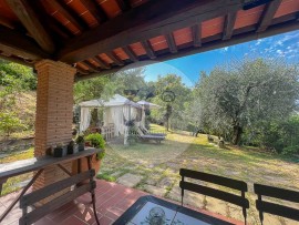 Vendita Terratetto unifamiliare in Staggiano Arezzo. Ottimo stato, posto auto, con balcone, riscalda, Italy, Arezzo