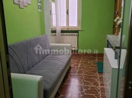 Vendita Appartamento in via Vittorio Veneto. Arezzo. Ottimo stato, quinto piano, con terrazza, risca