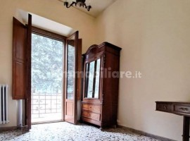 Palazzo - Edificio via Antonio Guadagnoli, 7, Arezzo, Rif. 111987545 - Immobiliare.it Palazzo - Edif, Italia, Arezzo