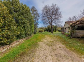 Vendita Rustico in via del Barbino Arezzo. Buono stato, posto auto, 400 m², rif. 110817091 Vendita R, Italy, Arezzo