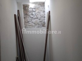 Vendita Terratetto unifamiliare Arezzo. Ottimo stato, con terrazza, riscaldamento autonomo, 170 m², 