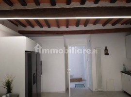 Vendita Terratetto unifamiliare Arezzo. Ottimo stato, con terrazza, riscaldamento autonomo, 170 m², 