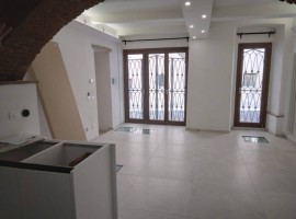 Vendita Terratetto unifamiliare Arezzo. Ottimo stato, con terrazza, riscaldamento autonomo, 170 m², 