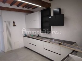 Vendita Terratetto unifamiliare Arezzo. Ottimo stato, con terrazza, riscaldamento autonomo, 170 m², 