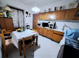 Vendita Casa colonica Arezzo. Ottimo stato, posto auto, 280 m², rif. 108389717 Vendita Casa colonica