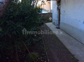 Vendita Villa unifamiliare in Località Policiano, 95 Arezzo. Da ristrutturare, riscaldamento autonom