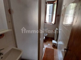 Vendita Rustico in Località Staggiano Arezzo. Da ristrutturare, posto auto, 220 m², rif. 110155649 V, Italy, Arezzo