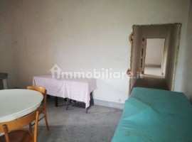 Vendita Casa colonica in Strada Comunale di Giovi Arezzo. Da ristrutturare, 500 m², rif. 93532120 Ve