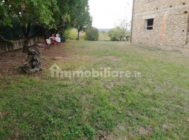 Vendita Casa colonica in Strada Comunale di Giovi Arezzo. Da ristrutturare, 500 m², rif. 93532120 Ve